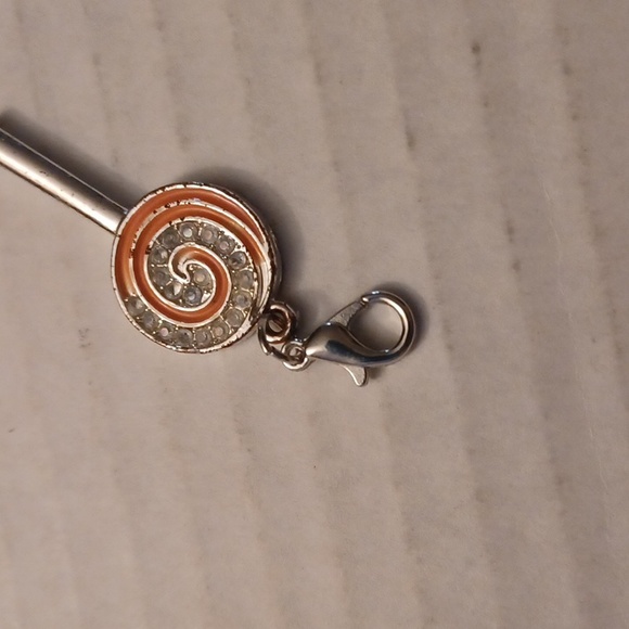 $4 Add-on Lollipop Charm - Picture 3 of 3